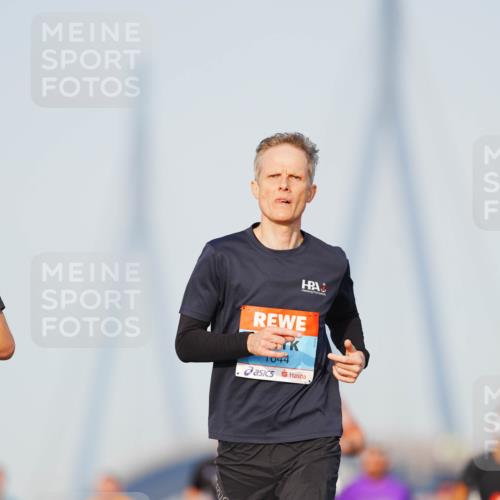 03.10.2026 - Köhlbrandbrückenlauf LAZAROV Photography http://msf.ph/oto/10689744 03.10.2026 09:43:48 Position 3 1044 meine-sportfotos.de