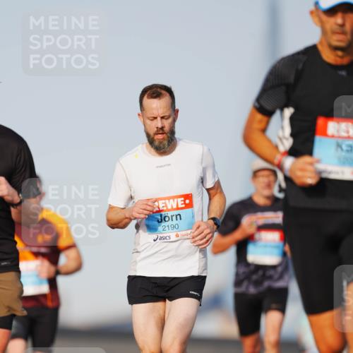 03.10.2026 - Köhlbrandbrückenlauf LAZAROV Photography http://msf.ph/oto/10689776 03.10.2026 09:43:56 Position 3 2190 meine-sportfotos.de