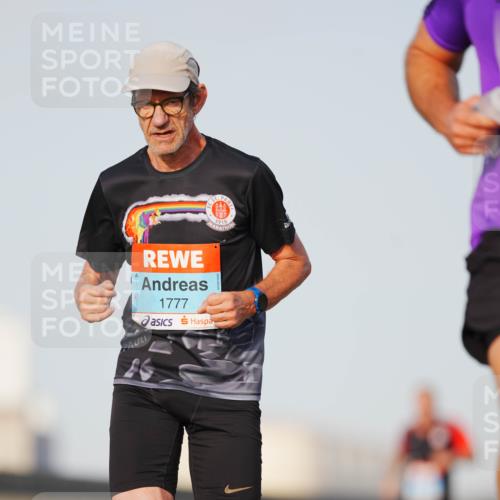 03.10.2026 - Köhlbrandbrückenlauf LAZAROV Photography http://msf.ph/oto/10689809 03.10.2026 09:44:01 Position 3 1910, 1777 meine-sportfotos.de