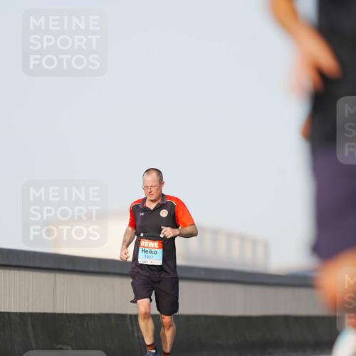 03.10.2026 - Köhlbrandbrückenlauf LAZAROV Photography http://msf.ph/oto/10689821 03.10.2026 09:44:04 Position 3 1327 meine-sportfotos.de