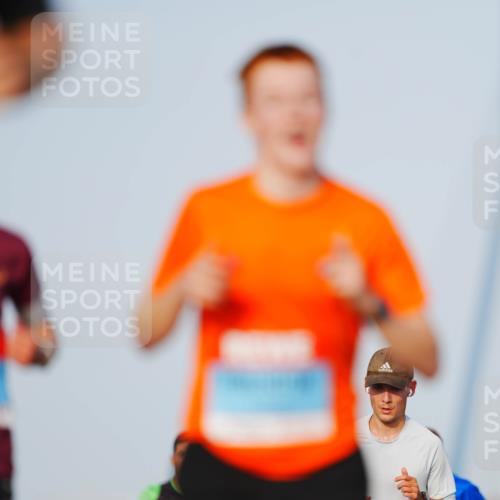 03.10.2026 - Köhlbrandbrückenlauf LAZAROV Photography http://msf.ph/oto/10689834 03.10.2026 09:44:05 Position 3 3845 meine-sportfotos.de