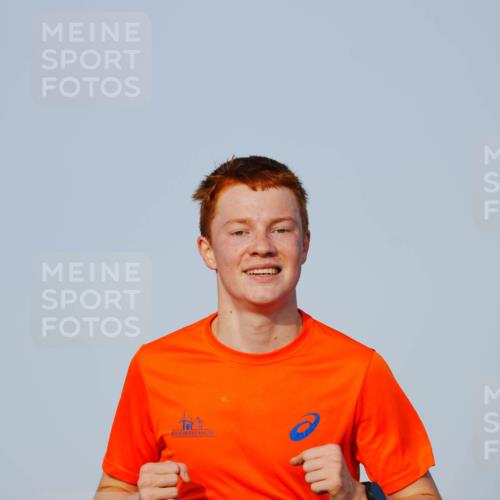 03.10.2026 - Köhlbrandbrückenlauf LAZAROV Photography http://msf.ph/oto/10689839 03.10.2026 09:44:06 Position 3 1228 meine-sportfotos.de