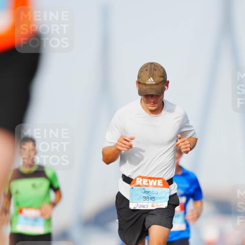 03.10.2026 - Köhlbrandbrückenlauf LAZAROV Photography http://msf.ph/oto/10689843 03.10.2026 09:44:07 Position 3 3845 meine-sportfotos.de