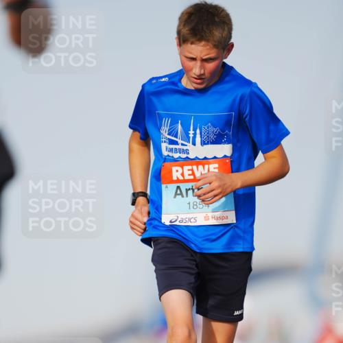 03.10.2026 - Köhlbrandbrückenlauf LAZAROV Photography http://msf.ph/oto/10689864 03.10.2026 09:44:11 Position 3 185 meine-sportfotos.de