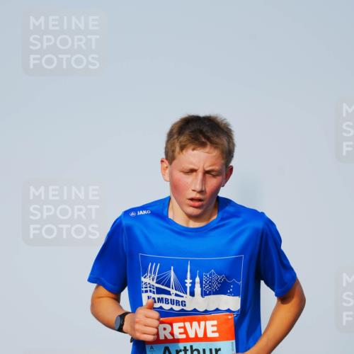 03.10.2026 - Köhlbrandbrückenlauf LAZAROV Photography http://msf.ph/oto/10689872 03.10.2026 09:44:12 Position 3 1854 meine-sportfotos.de
