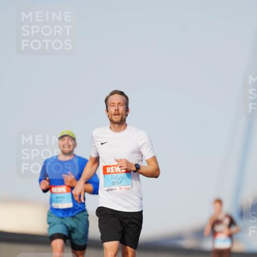 03.10.2026 - Köhlbrandbrückenlauf LAZAROV Photography http://msf.ph/oto/10689895 03.10.2026 09:44:18 Position 3 3837 meine-sportfotos.de
