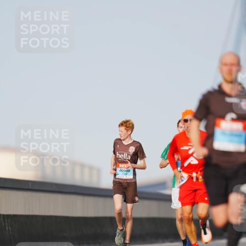 03.10.2026 - Köhlbrandbrückenlauf LAZAROV Photography http://msf.ph/oto/10689928 03.10.2026 09:44:23 Position 3 1936 meine-sportfotos.de