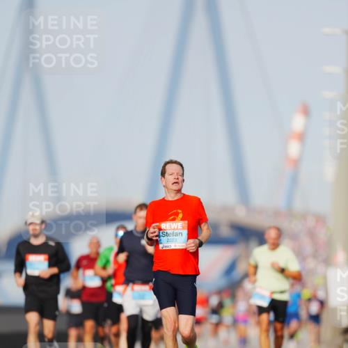 03.10.2026 - Köhlbrandbrückenlauf LAZAROV Photography http://msf.ph/oto/10689935 03.10.2026 09:44:24 Position 3 2223 meine-sportfotos.de