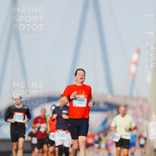 03.10.2026 - Köhlbrandbrückenlauf LAZAROV Photography http://msf.ph/oto/10689938 03.10.2026 09:44:25 Position 3 2223 meine-sportfotos.de