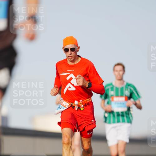 03.10.2026 - Köhlbrandbrückenlauf LAZAROV Photography http://msf.ph/oto/10689949 03.10.2026 09:44:28 Position 3  meine-sportfotos.de
