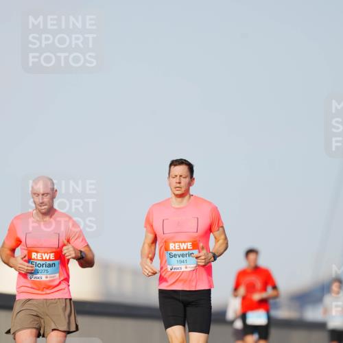 03.10.2026 - Köhlbrandbrückenlauf LAZAROV Photography http://msf.ph/oto/10690037 03.10.2026 09:44:46 Position 3 2275, 1941 meine-sportfotos.de