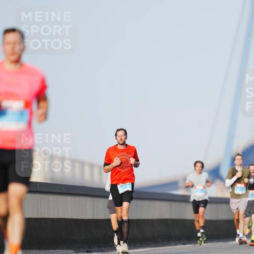 03.10.2026 - Köhlbrandbrückenlauf LAZAROV Photography http://msf.ph/oto/10690049 03.10.2026 09:44:48 Position 3 2198 meine-sportfotos.de