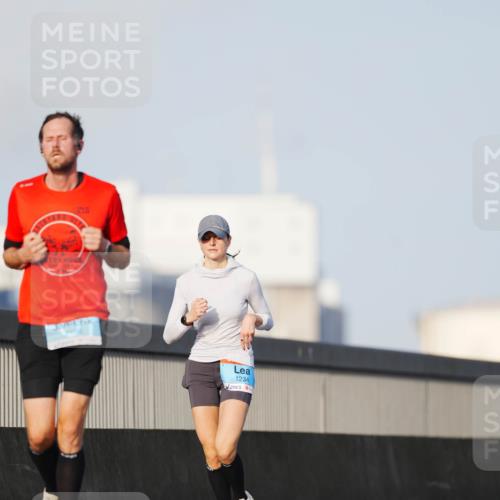 03.10.2026 - Köhlbrandbrückenlauf LAZAROV Photography http://msf.ph/oto/10690095 03.10.2026 09:44:57 Position 3 1216, 106, 1234 meine-sportfotos.de