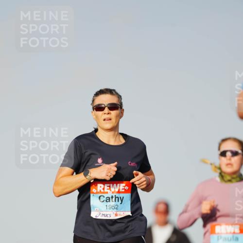 03.10.2026 - Köhlbrandbrückenlauf LAZAROV Photography http://msf.ph/oto/10690126 03.10.2026 09:45:06 Position 3 1952 meine-sportfotos.de