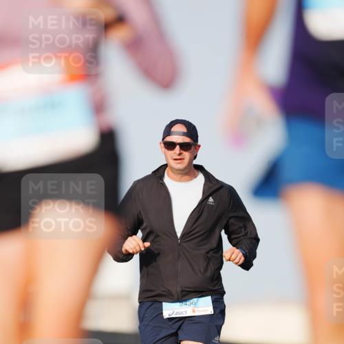 03.10.2026 - Köhlbrandbrückenlauf LAZAROV Photography http://msf.ph/oto/10690145 03.10.2026 09:45:10 Position 3 8, 2436 meine-sportfotos.de