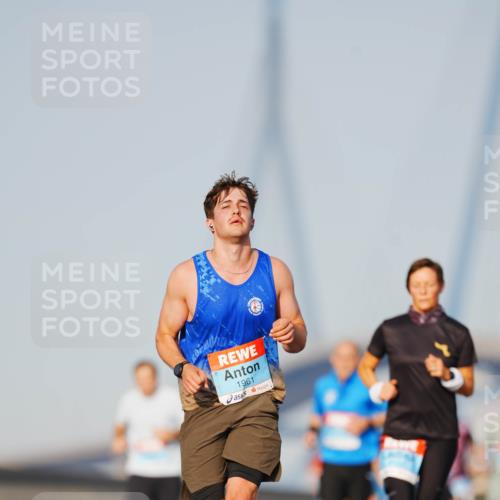 03.10.2026 - Köhlbrandbrückenlauf LAZAROV Photography http://msf.ph/oto/10690165 03.10.2026 09:45:13 Position 3 1961 meine-sportfotos.de