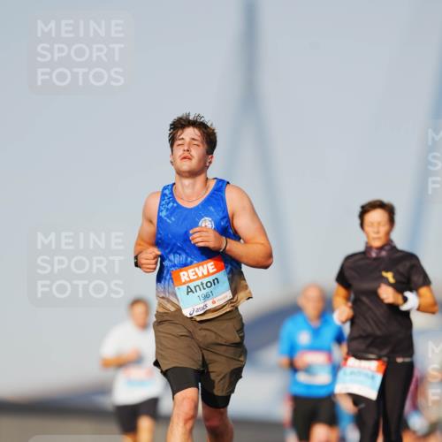 03.10.2026 - Köhlbrandbrückenlauf LAZAROV Photography http://msf.ph/oto/10690166 03.10.2026 09:45:13 Position 3 1961 meine-sportfotos.de