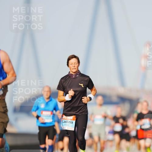 03.10.2026 - Köhlbrandbrückenlauf LAZAROV Photography http://msf.ph/oto/10690173 03.10.2026 09:45:14 Position 3 1102 meine-sportfotos.de