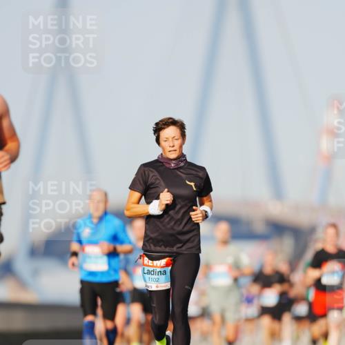 03.10.2026 - Köhlbrandbrückenlauf LAZAROV Photography http://msf.ph/oto/10690175 03.10.2026 09:45:14 Position 3 1102 meine-sportfotos.de