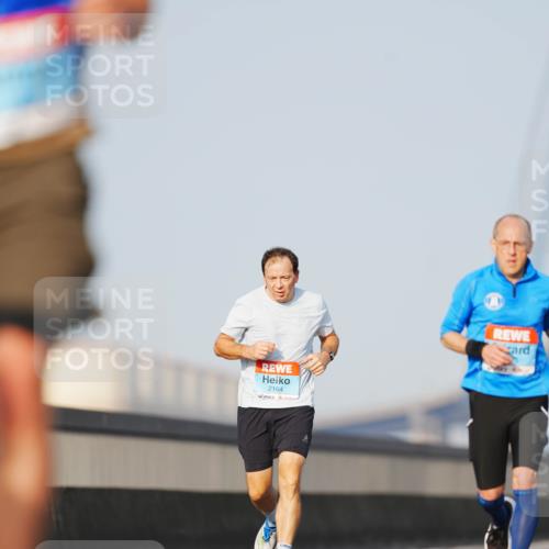 03.10.2026 - Köhlbrandbrückenlauf LAZAROV Photography http://msf.ph/oto/10690182 03.10.2026 09:45:17 Position 3 2164 meine-sportfotos.de