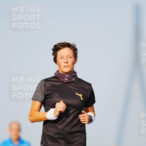 03.10.2026 - Köhlbrandbrückenlauf LAZAROV Photography http://msf.ph/oto/10690193 03.10.2026 09:45:19 Position 3 1102 meine-sportfotos.de