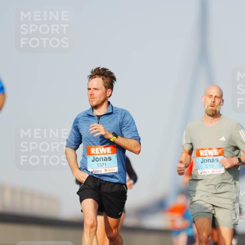 03.10.2026 - Köhlbrandbrückenlauf LAZAROV Photography http://msf.ph/oto/10690207 03.10.2026 09:45:23 Position 3 1371, 2222 meine-sportfotos.de