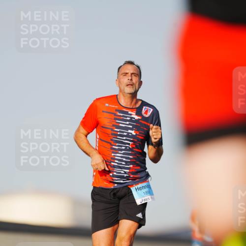 03.10.2026 - Köhlbrandbrückenlauf LAZAROV Photography http://msf.ph/oto/10690239 03.10.2026 09:45:29 Position 3 189 meine-sportfotos.de