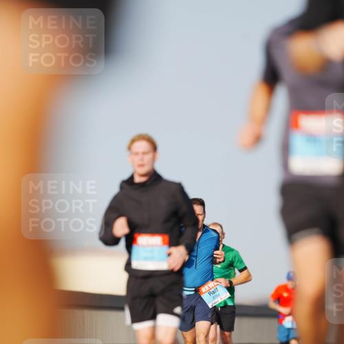 03.10.2026 - Köhlbrandbrückenlauf LAZAROV Photography http://msf.ph/oto/10690257 03.10.2026 09:45:35 Position 3 2254 meine-sportfotos.de