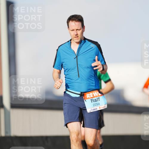 03.10.2026 - Köhlbrandbrückenlauf LAZAROV Photography http://msf.ph/oto/10690281 03.10.2026 09:45:43 Position 3 2254 meine-sportfotos.de