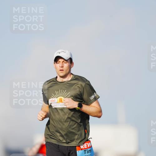 03.10.2026 - Köhlbrandbrückenlauf LAZAROV Photography http://msf.ph/oto/10690314 03.10.2026 09:45:50 Position 3 2202 meine-sportfotos.de