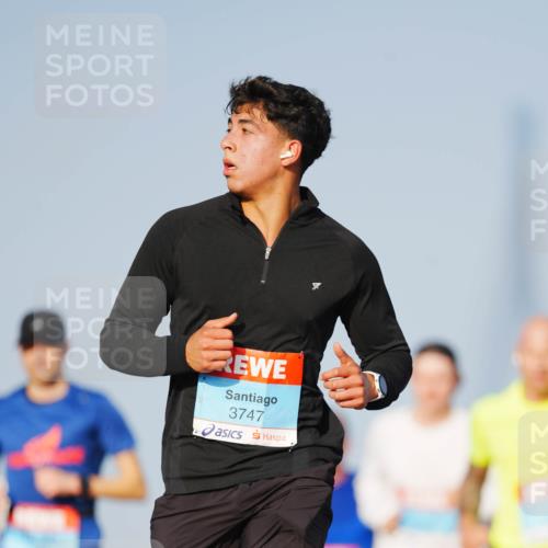 03.10.2026 - Köhlbrandbrückenlauf LAZAROV Photography http://msf.ph/oto/10690343 03.10.2026 09:45:56 Position 3 3747 meine-sportfotos.de