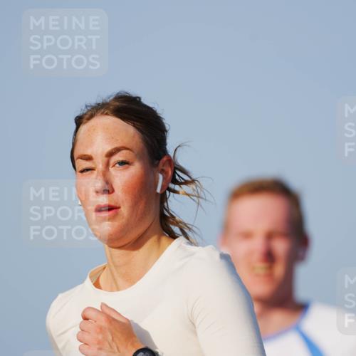 03.10.2026 - Köhlbrandbrückenlauf LAZAROV Photography http://msf.ph/oto/10690377 03.10.2026 09:46:03 Position 3  meine-sportfotos.de