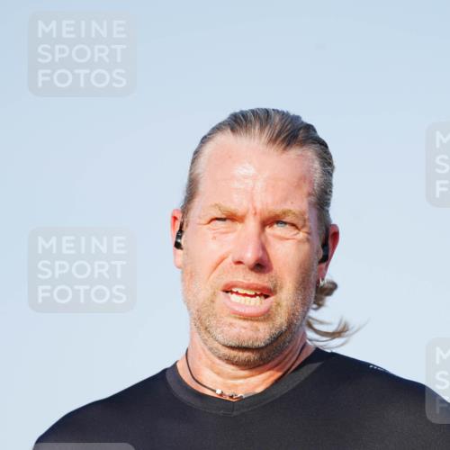 03.10.2026 - Köhlbrandbrückenlauf LAZAROV Photography http://msf.ph/oto/10690419 03.10.2026 09:46:14 Position 3 25 meine-sportfotos.de