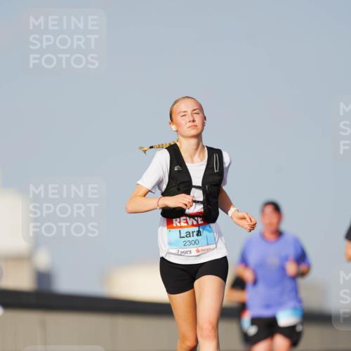 03.10.2026 - Köhlbrandbrückenlauf LAZAROV Photography http://msf.ph/oto/10690459 03.10.2026 09:46:27 Position 3 2300 meine-sportfotos.de