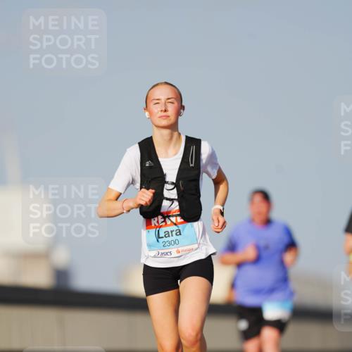 03.10.2026 - Köhlbrandbrückenlauf LAZAROV Photography http://msf.ph/oto/10690467 03.10.2026 09:46:28 Position 3 2300 meine-sportfotos.de