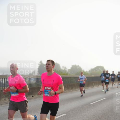 03.10.2026 - Köhlbrandbrückenlauf LAZAROV Photography http://msf.ph/oto/10697162 03.10.2026 09:15:45 Position 3 2275, 194 meine-sportfotos.de