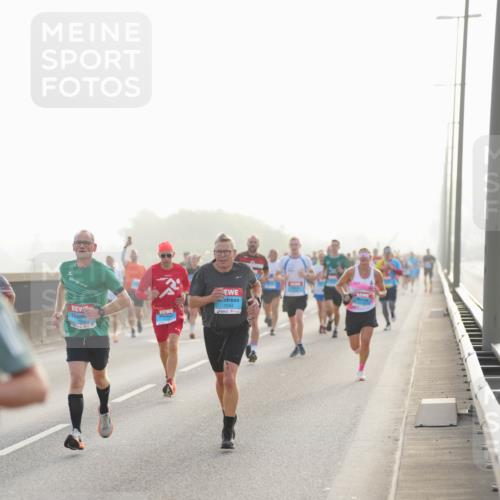 03.10.2026 - Köhlbrandbrückenlauf LAZAROV Photography http://msf.ph/oto/10697218 03.10.2026 09:15:58 Position 3 2344 meine-sportfotos.de