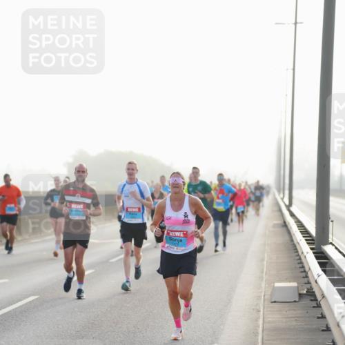 03.10.2026 - Köhlbrandbrückenlauf LAZAROV Photography http://msf.ph/oto/10697251 03.10.2026 09:16:01 Position 3 1 meine-sportfotos.de