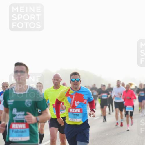 03.10.2026 - Köhlbrandbrückenlauf LAZAROV Photography http://msf.ph/oto/10697293 03.10.2026 09:16:06 Position 3 2367 meine-sportfotos.de