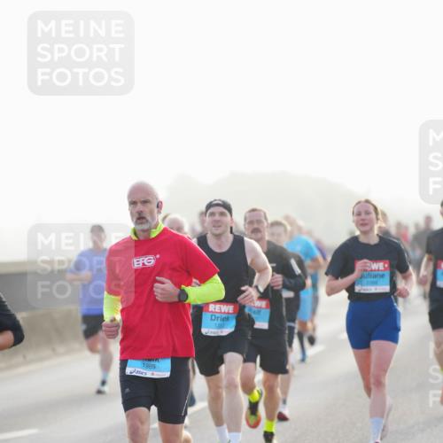 03.10.2026 - Köhlbrandbrückenlauf LAZAROV Photography http://msf.ph/oto/10697329 03.10.2026 09:16:13 Position 3 1989, 125, 2308 meine-sportfotos.de