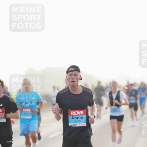 03.10.2026 - Köhlbrandbrückenlauf LAZAROV Photography http://msf.ph/oto/10697347 03.10.2026 09:16:16 Position 3 2410 meine-sportfotos.de