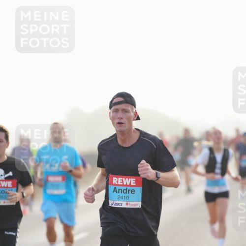 03.10.2026 - Köhlbrandbrückenlauf LAZAROV Photography http://msf.ph/oto/10697353 03.10.2026 09:16:17 Position 3 053, 2410 meine-sportfotos.de
