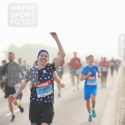 03.10.2026 - Köhlbrandbrückenlauf LAZAROV Photography http://msf.ph/oto/10697394 03.10.2026 09:16:23 Position 3 2262 meine-sportfotos.de