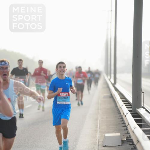 03.10.2026 - Köhlbrandbrückenlauf LAZAROV Photography http://msf.ph/oto/10697399 03.10.2026 09:16:24 Position 3 1229 meine-sportfotos.de