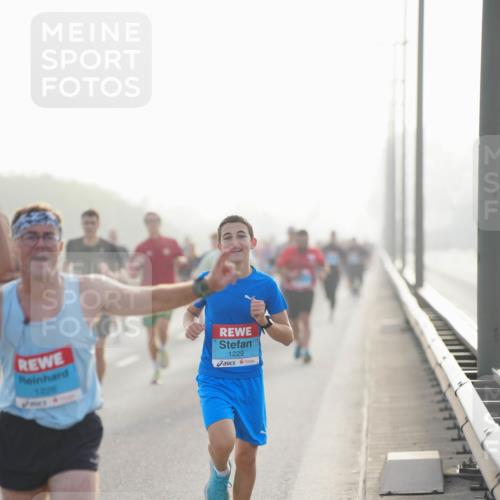 03.10.2026 - Köhlbrandbrückenlauf LAZAROV Photography http://msf.ph/oto/10697404 03.10.2026 09:16:24 Position 3 1226, 1229 meine-sportfotos.de