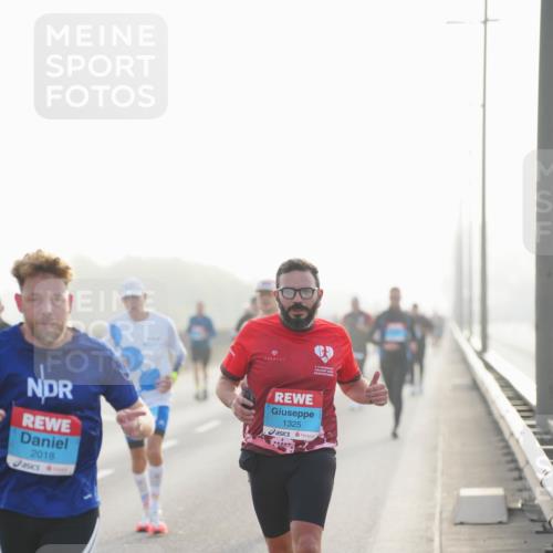 03.10.2026 - Köhlbrandbrückenlauf LAZAROV Photography http://msf.ph/oto/10697474 03.10.2026 09:16:33 Position 3 3, 2018, 1325 meine-sportfotos.de