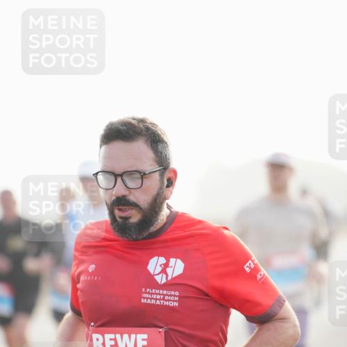 03.10.2026 - Köhlbrandbrückenlauf LAZAROV Photography http://msf.ph/oto/10697479 03.10.2026 09:16:35 Position 3 7, 1325 meine-sportfotos.de