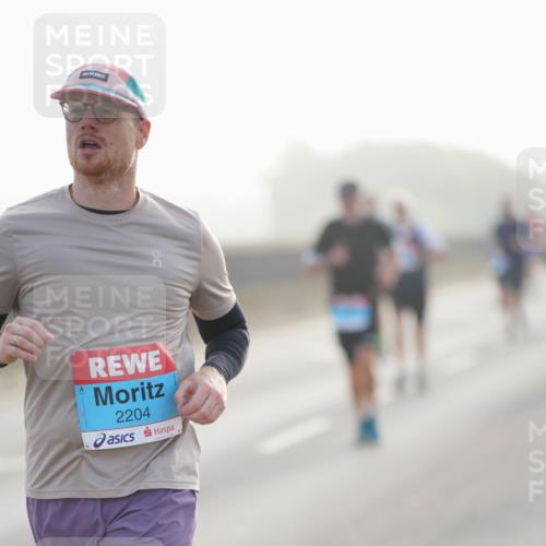 03.10.2026 - Köhlbrandbrückenlauf LAZAROV Photography http://msf.ph/oto/10697495 03.10.2026 09:16:37 Position 3 2204 meine-sportfotos.de