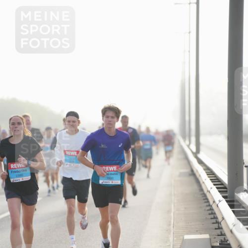 03.10.2026 - Köhlbrandbrückenlauf LAZAROV Photography http://msf.ph/oto/10697631 03.10.2026 09:16:53 Position 3 2390, 3838, 1600 meine-sportfotos.de