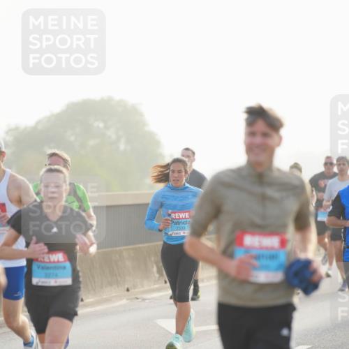 03.10.2026 - Köhlbrandbrückenlauf LAZAROV Photography http://msf.ph/oto/10697679 03.10.2026 09:17:02 Position 3 2274, 2533 meine-sportfotos.de